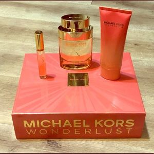 Michael Kors Wonderlust 3 Piece Giftset